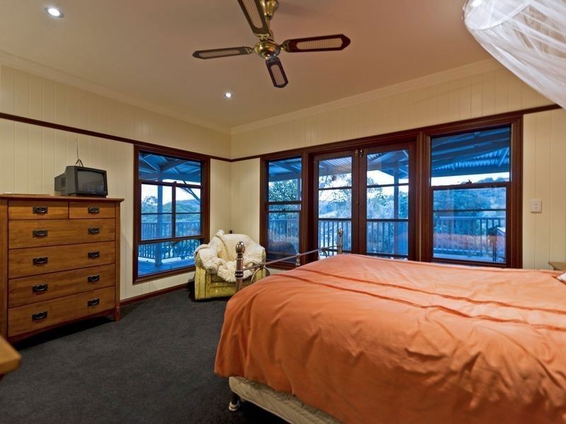 42 Shaws Pocket Road, Cedar Creek QLD 4207