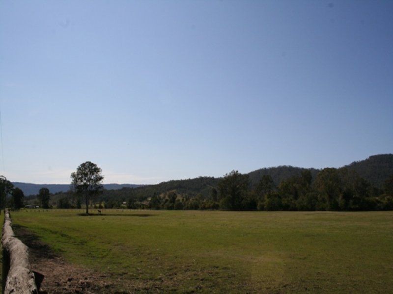 75 Armstrong, Canungra QLD 4275