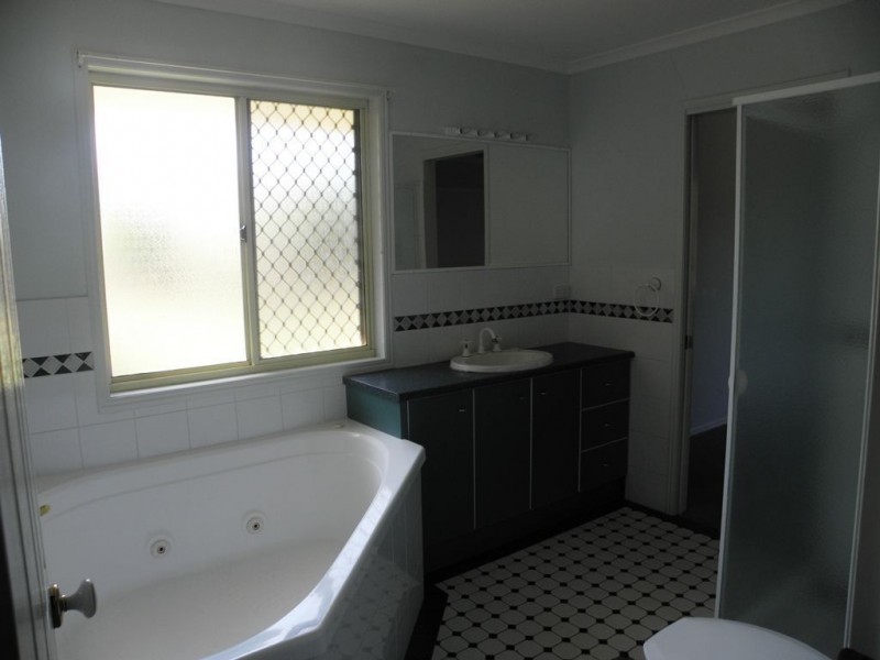 38 Nicole Circuit, Beaudesert QLD 4285