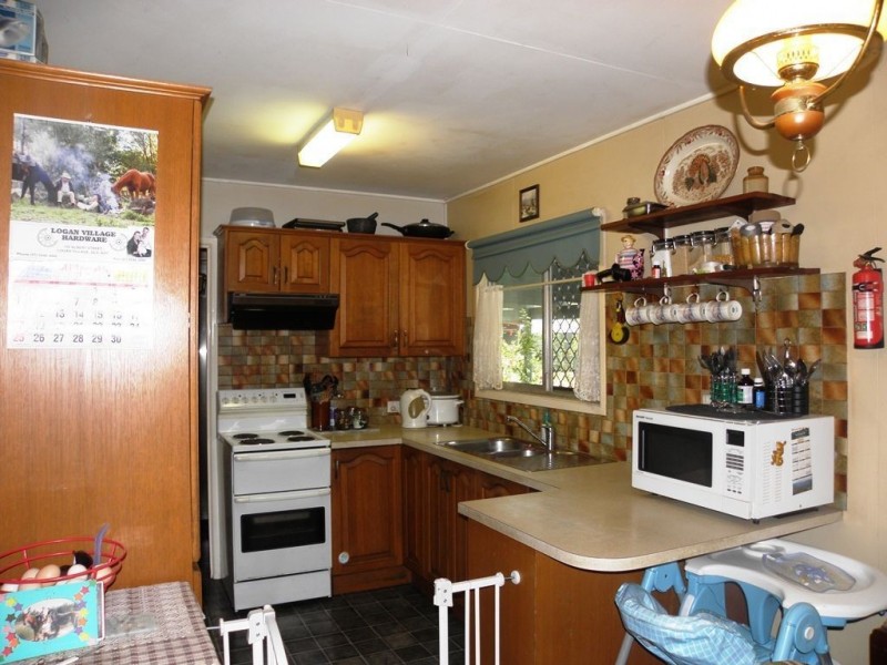 Logan Village QLD 4207