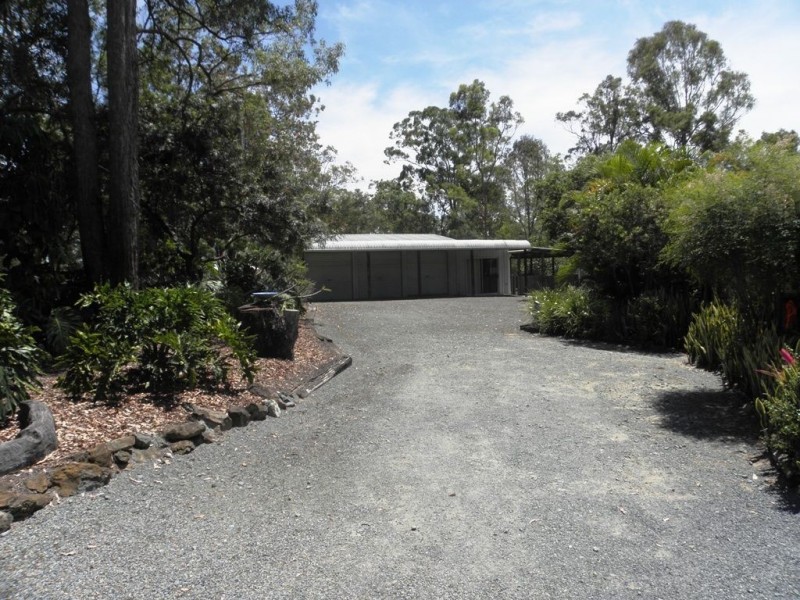 105 Leach Rd, Tamborine QLD 4270