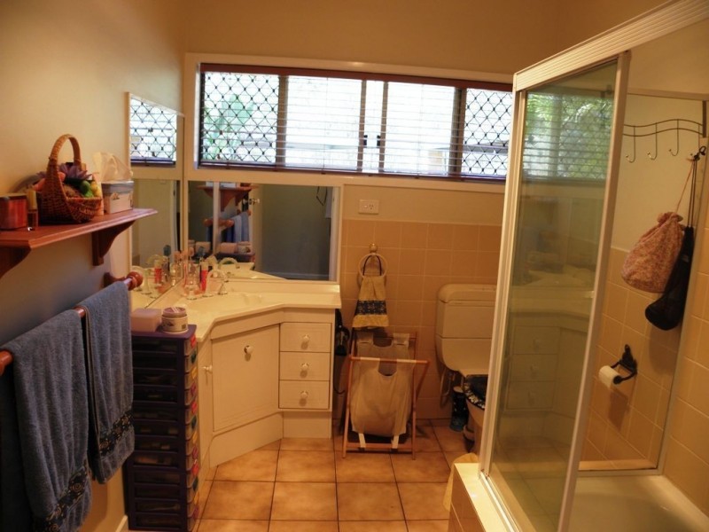 105 Leach Rd, Tamborine QLD 4270