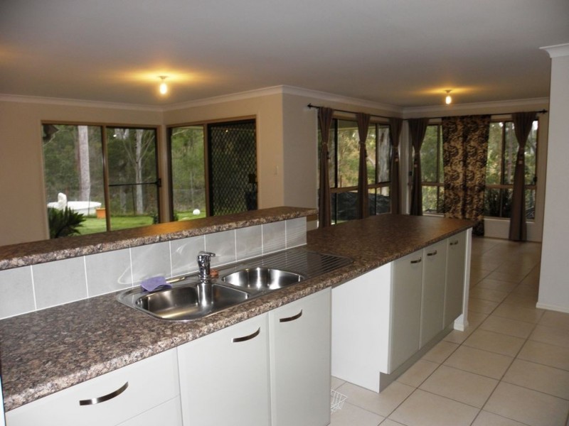 11 Murdoch Court, Mundoolun QLD 4285