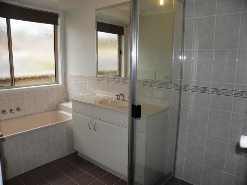 11 Murdoch Court, Mundoolun QLD 4285