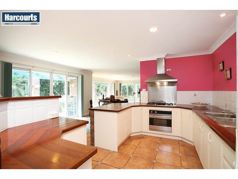 111 Vonda Youngman Drive, Tamborine QLD 4270