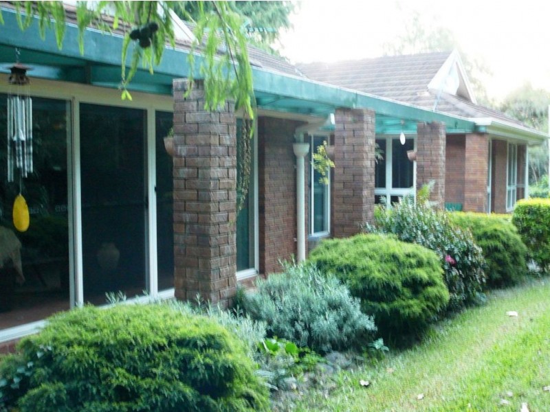 111 Vonda Youngman Drive, Tamborine QLD 4270