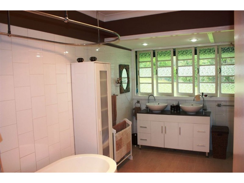 151 Cedar Creek Road, Cedar Creek QLD 4207