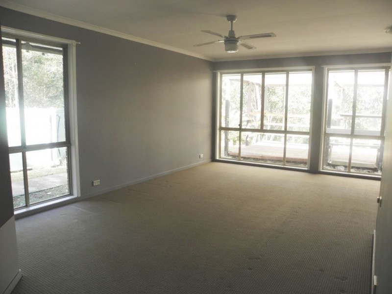 Wonglepong QLD 4275
