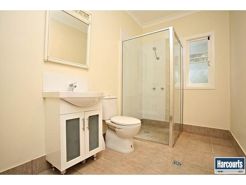 2 Chestnut Road, Tamborine QLD 4270