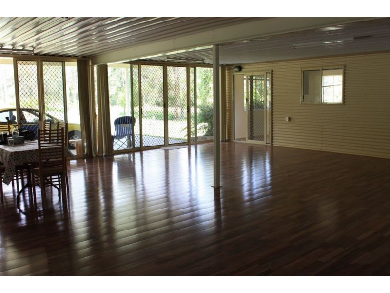 Luscombe QLD 4207