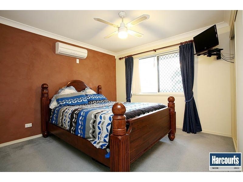 2 Bou Crt, Edens Landing QLD 4207