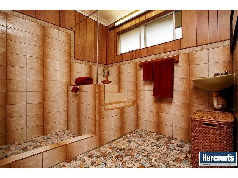 93 Chestnut Rd, Tamborine QLD 4270
