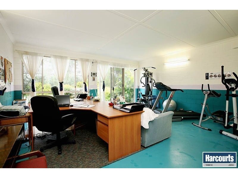 93 Chestnut Rd, Tamborine QLD 4270