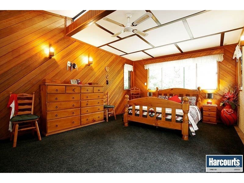 93 Chestnut Rd, Tamborine QLD 4270