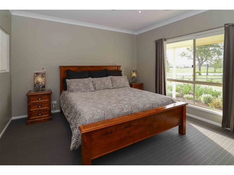 56 Old Coach Road, Tamborine QLD 4270