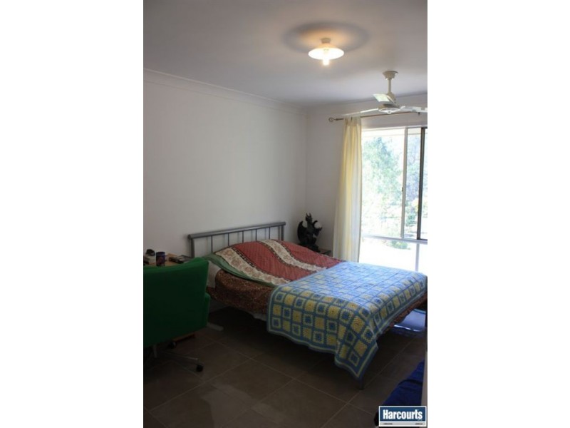 27 Smales Close, Kooralbyn QLD 4285