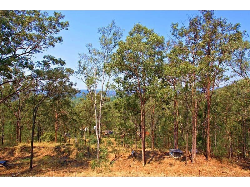 31 Naylor Drive, Tamborine QLD 4270