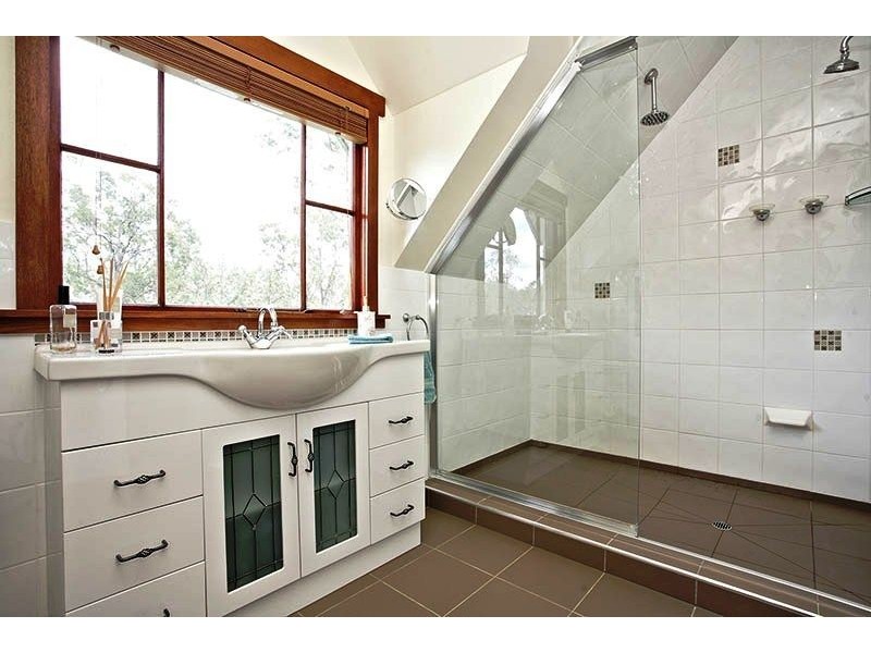 1 Donald Court, Tamborine QLD 4270