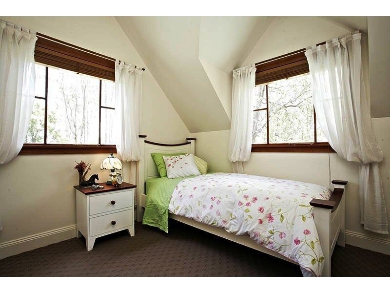 1 Donald Court, Tamborine QLD 4270