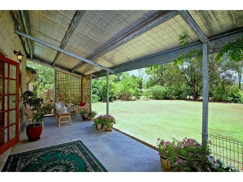 1 Donald Court, Tamborine QLD 4270