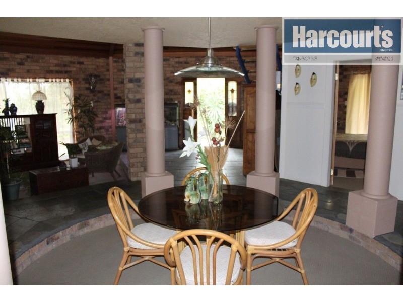 127 Murray Grey Drive, Tamborine QLD 4270