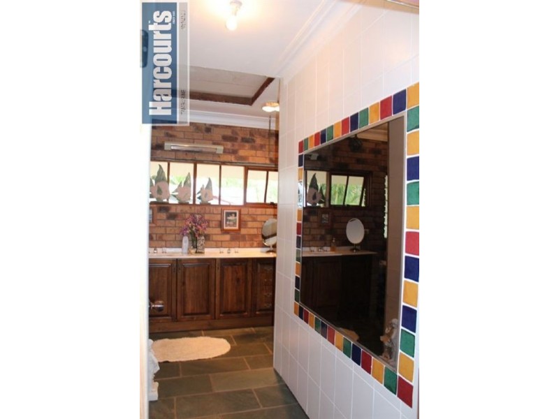 127 Murray Grey Drive, Tamborine QLD 4270