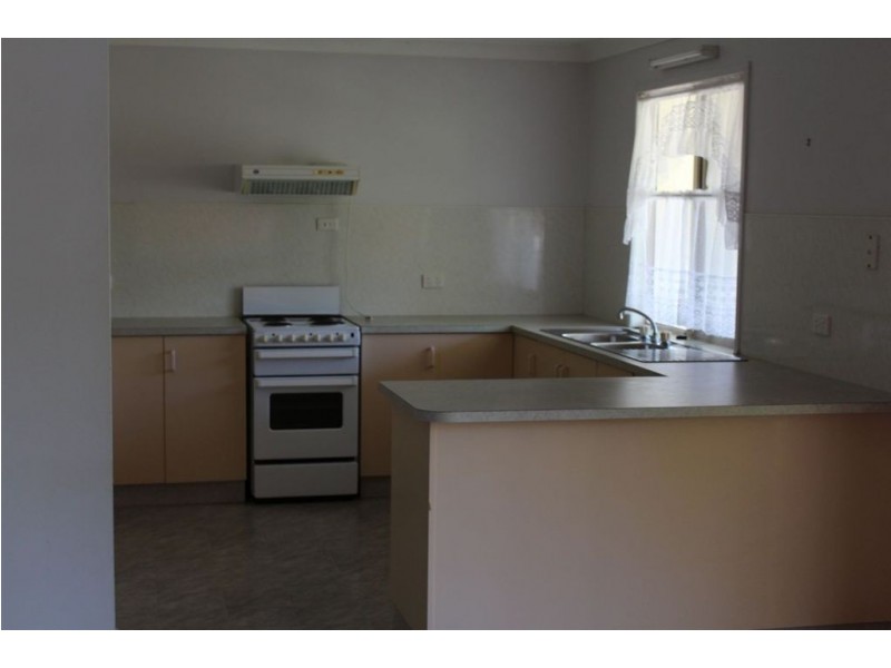 37 Brooklands Drive, Beaudesert QLD 4285
