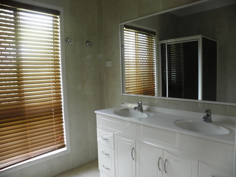 113 Larch Road, Tamborine QLD 4270