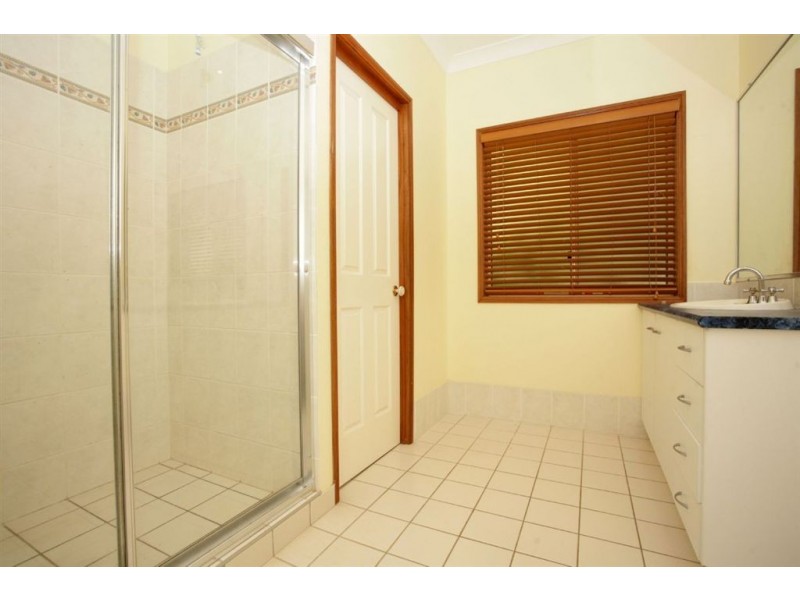 109 fenwick, Boyland QLD 4275