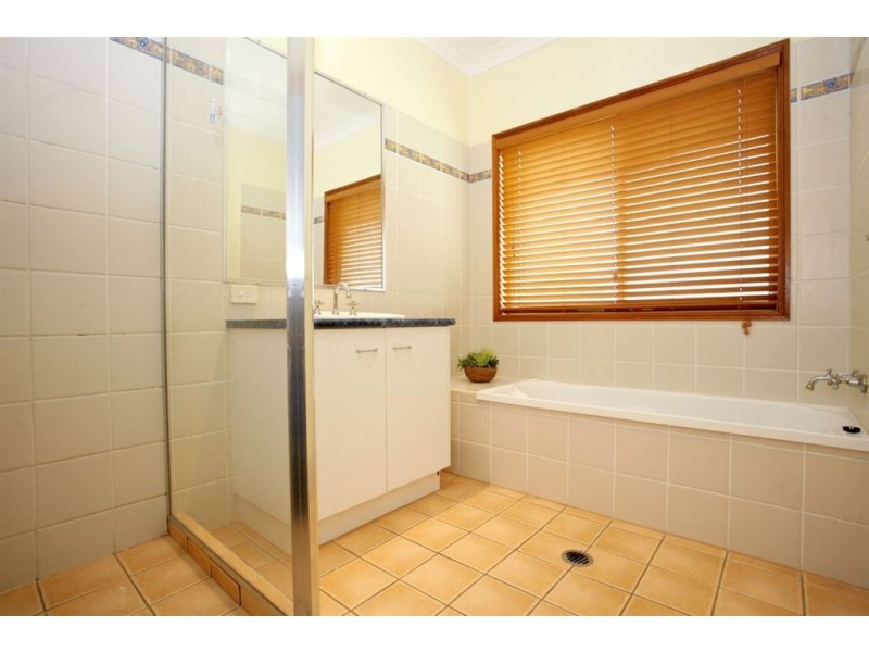 109 fenwick, Boyland QLD 4275