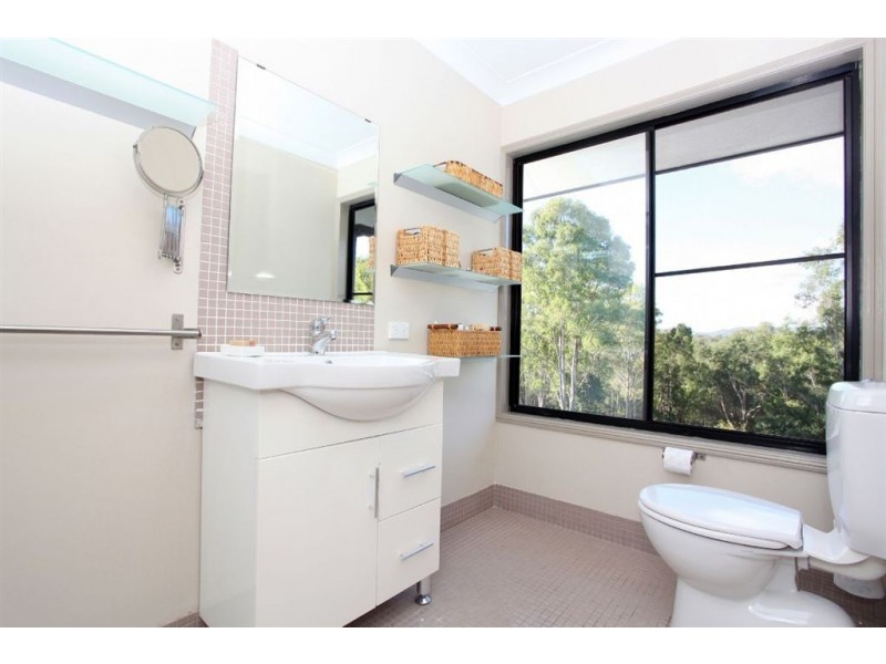 15 Parkes Court, Tamborine QLD 4270