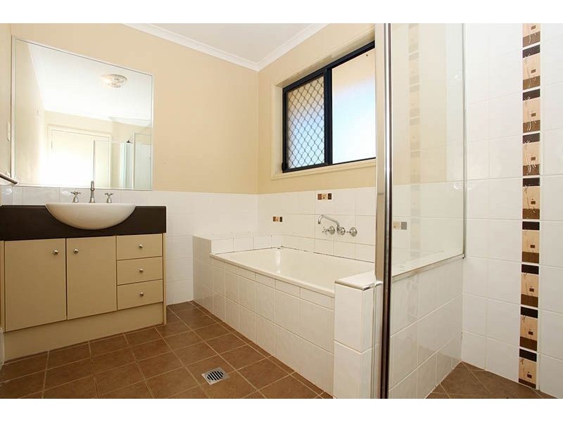 49 Tuggerah Grove, Tamborine QLD 4270