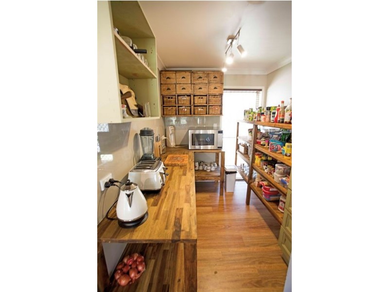 91 Barry Road, Tamborine QLD 4270