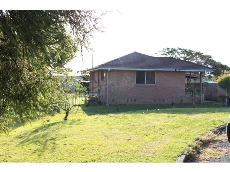 4 Dunsinane Street, Beaudesert QLD 4285