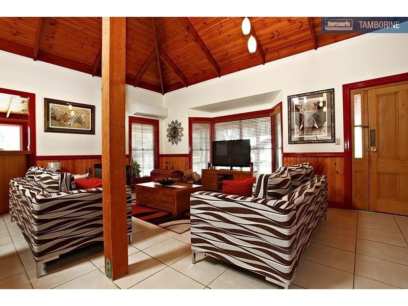 19 Frond Road, Tamborine QLD 4270