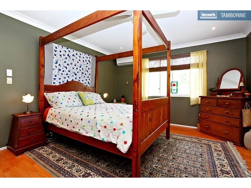 9 Kestrel Court, Tamborine QLD 4270