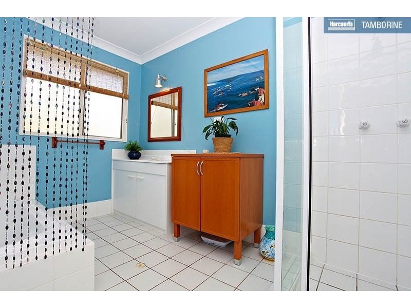 9 Kestrel Court, Tamborine QLD 4270