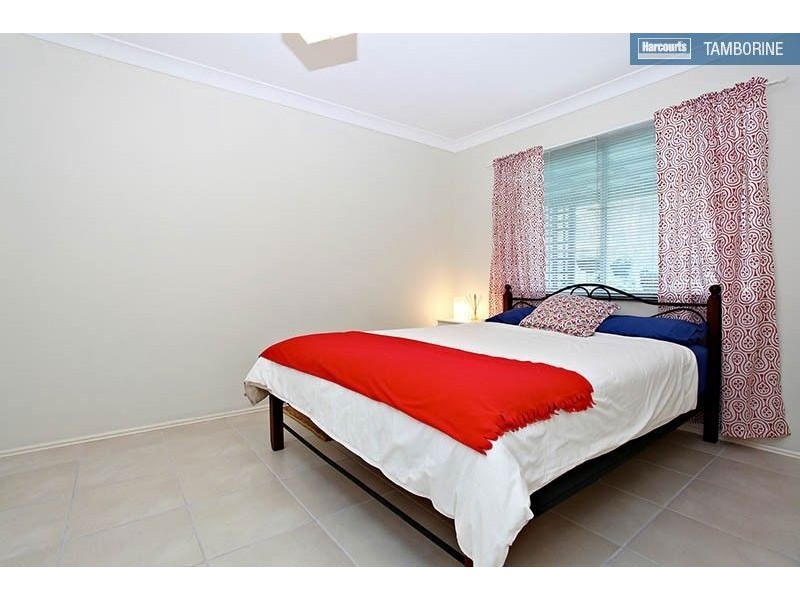 9 Kestrel Court, Tamborine QLD 4270