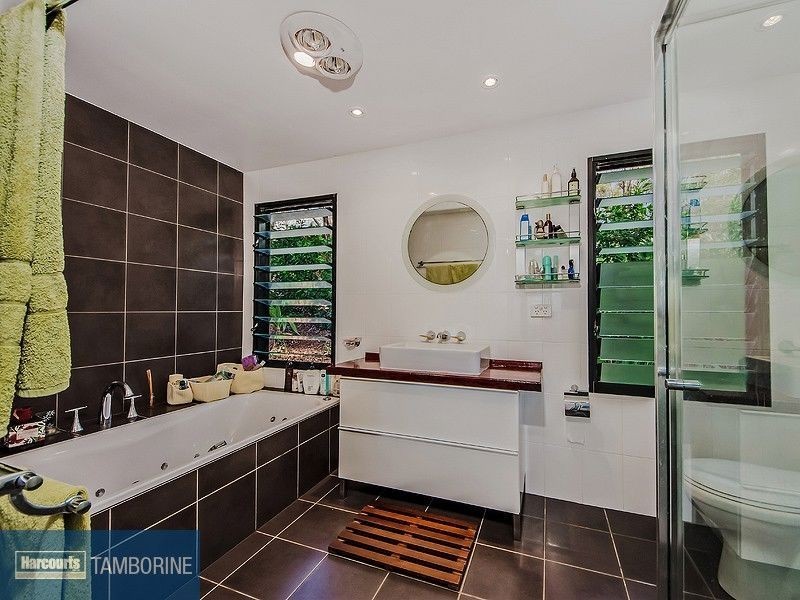 174 Vonda Youngman Drive, Tamborine QLD 4270