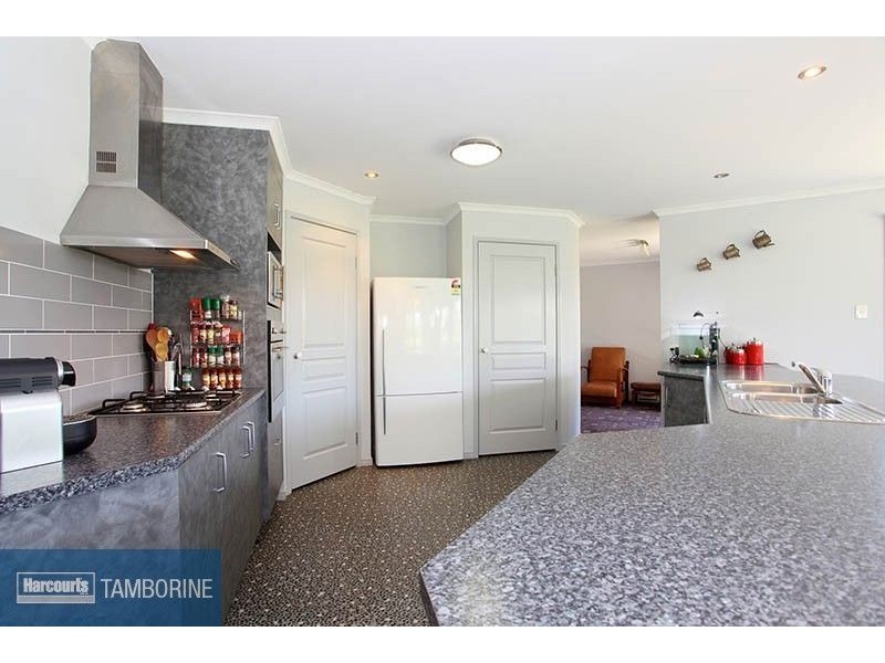 70 William Humphreys drive, Mundoolun QLD 4285