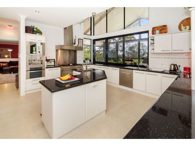 1 Brahman Road, Tamborine QLD 4270