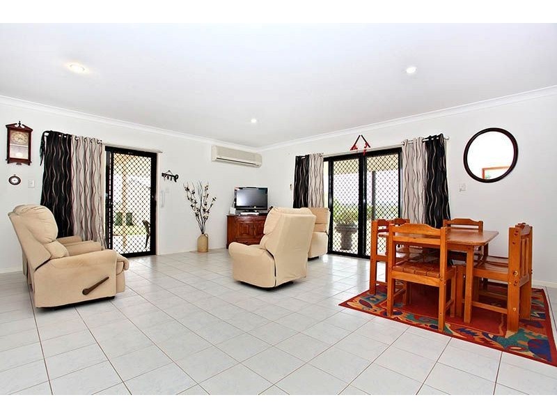 150 Larch Road, Tamborine QLD 4270