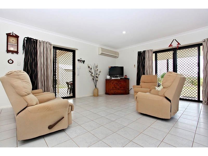 150 Larch Road, Tamborine QLD 4270