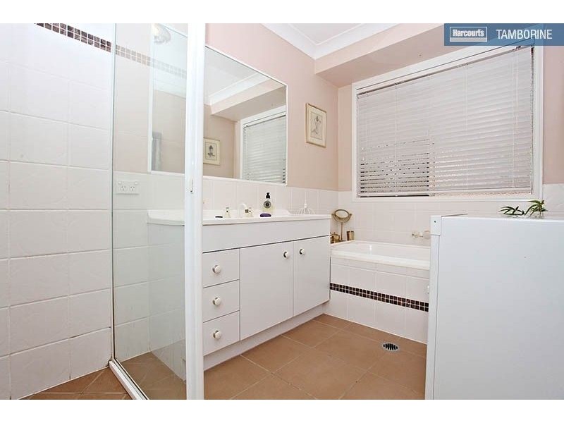 2 Greensward Road, Tamborine QLD 4270