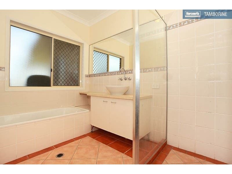 42 Munstervale Road, Tamborine QLD 4270