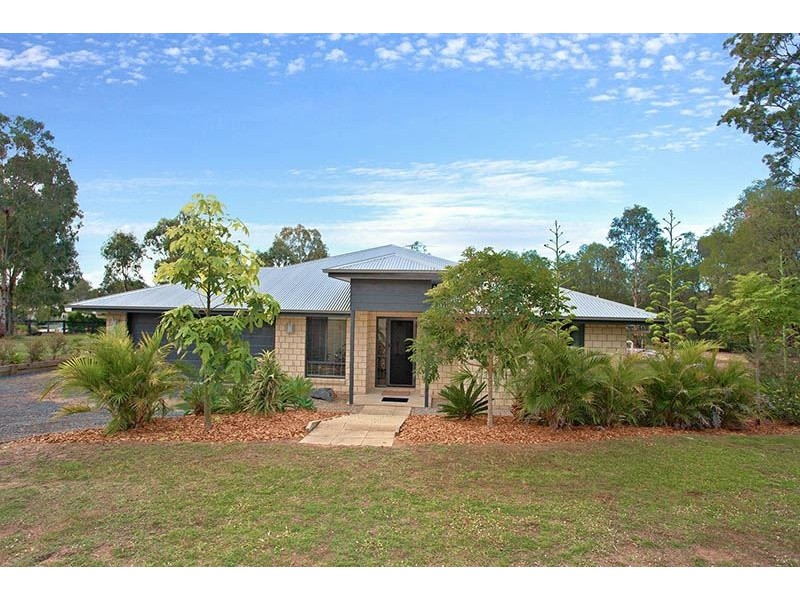 66 Ballantrae Road, Tamborine QLD 4270