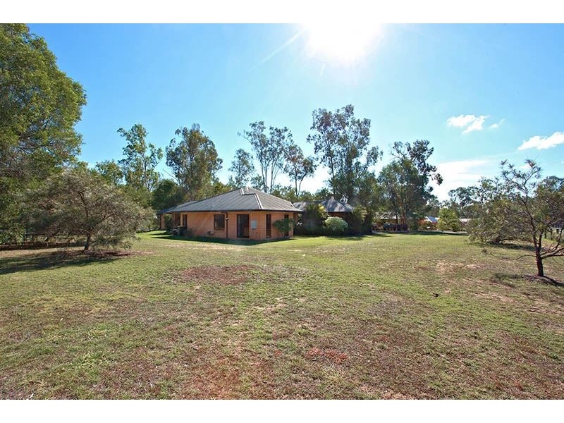 54 RACECOURSE PLACE, Tamborine QLD 4270
