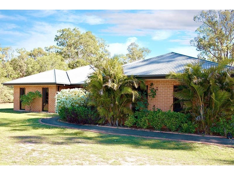 54 RACECOURSE PLACE, Tamborine QLD 4270