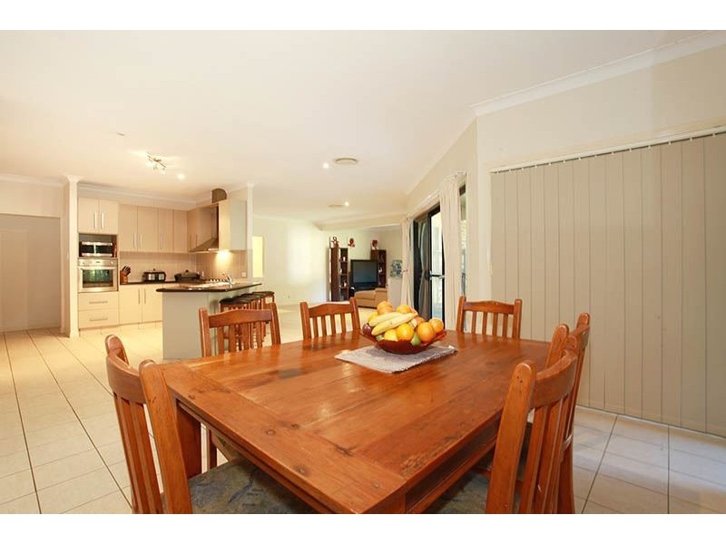 54 RACECOURSE PLACE, Tamborine QLD 4270