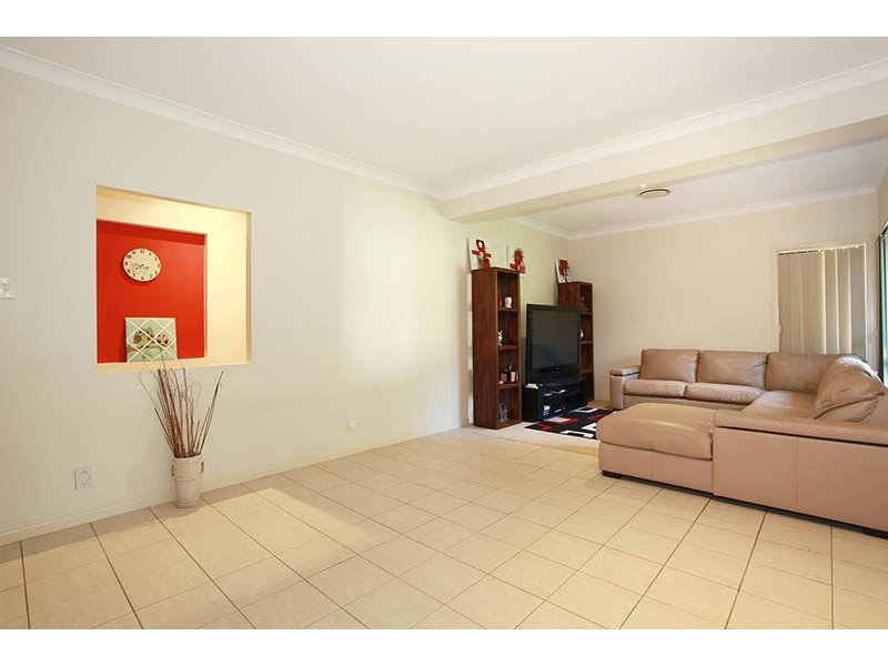 54 RACECOURSE PLACE, Tamborine QLD 4270